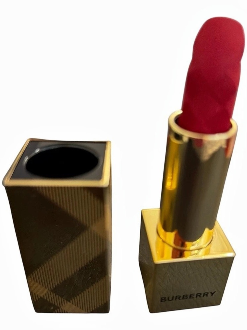 Burberry Kisses Matte Lip Colour 106 Matte The Red